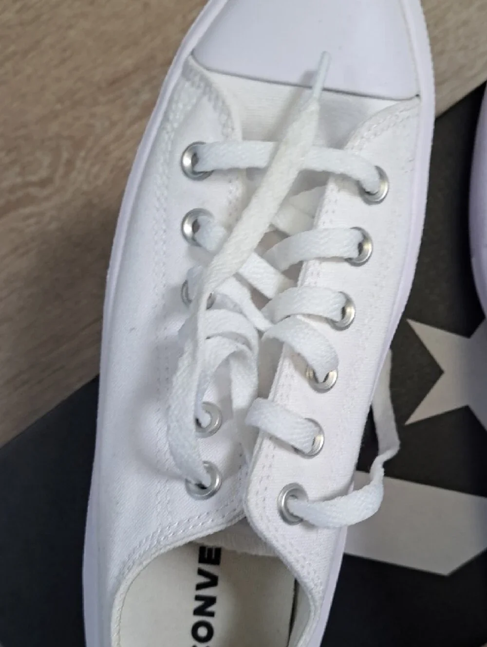 All White Converse Chuck Taylor® All Star® Move Platform Ox - Picture 7 of 9